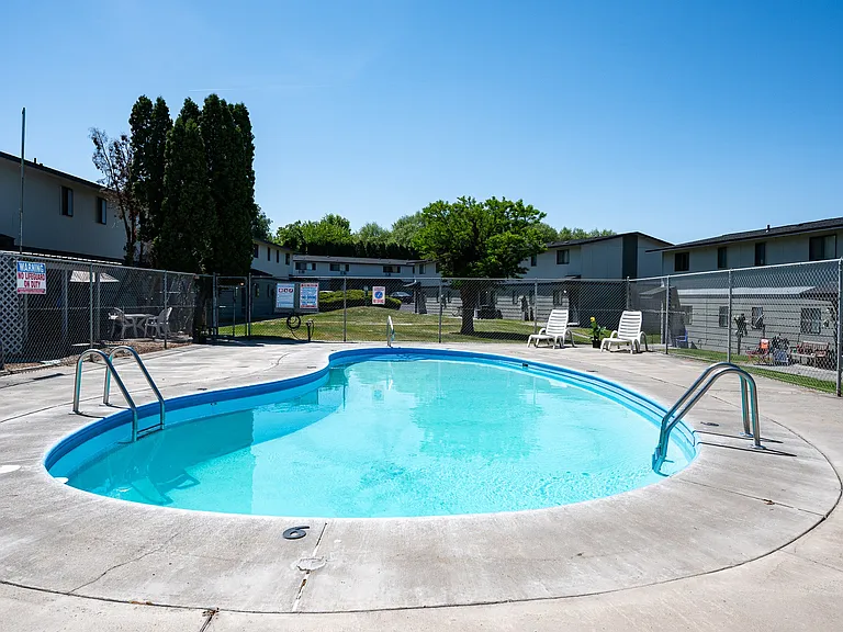 Townhouse Villas | Pool