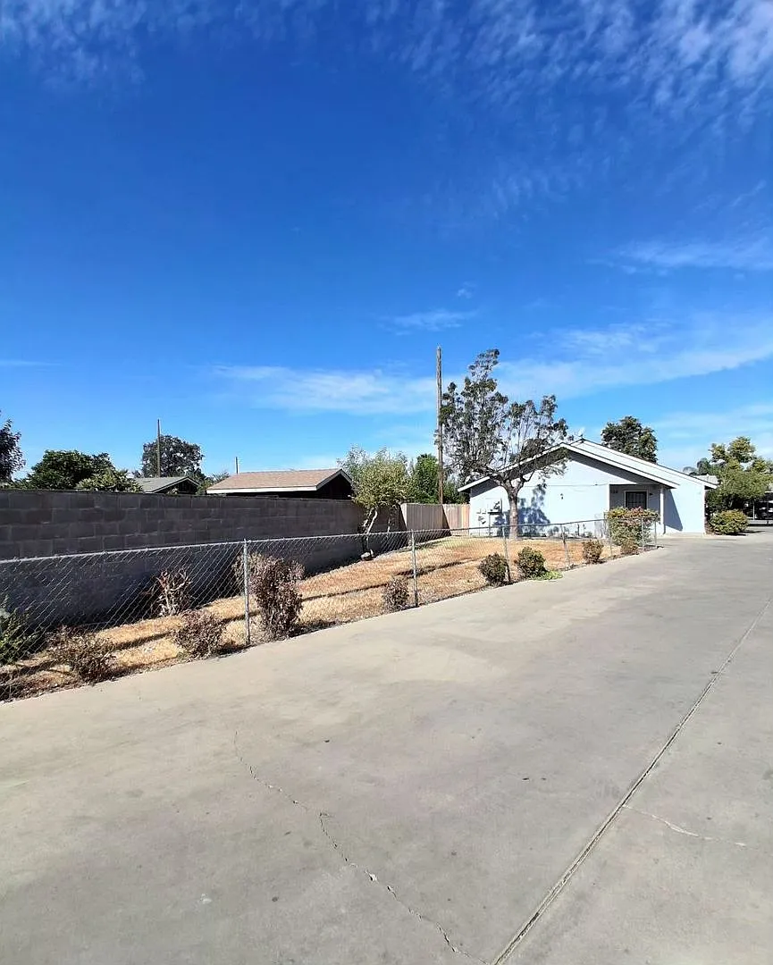 1452 S. College Ave — Photo 3