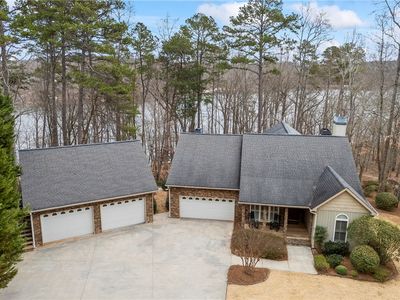 586 Shore Crest Dr, Martin, GA, 30557