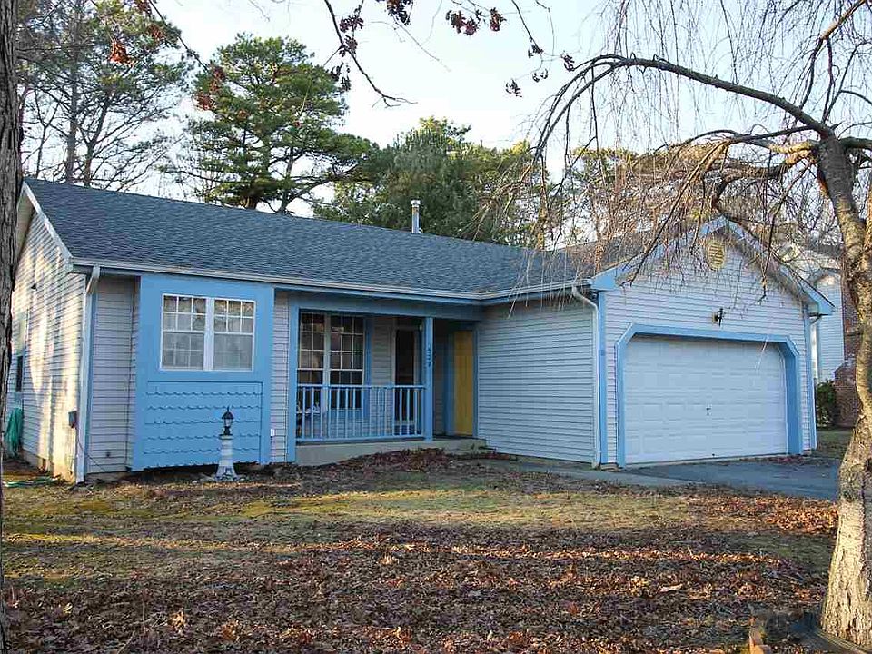 1st image of 529 Saratoga Pl