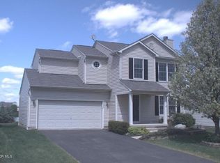 3536 Brook Spring Dr, Grove City, OH 43123