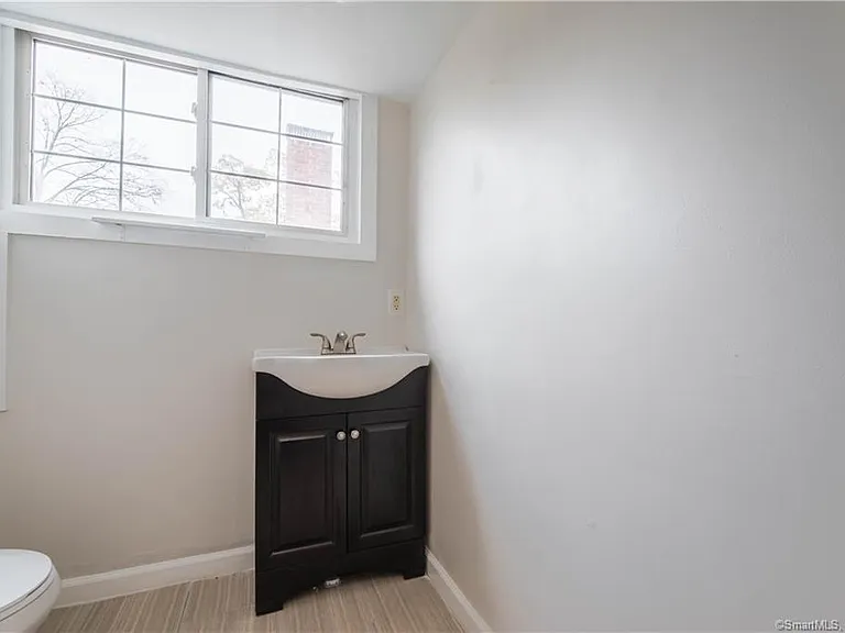 227 Windsor Ave #1 — Photo 10