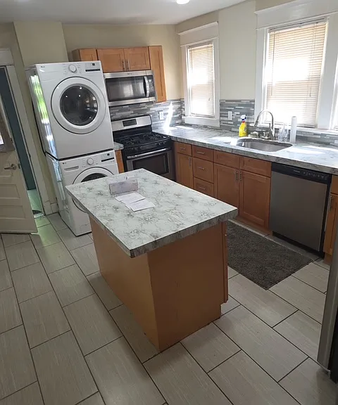 8 Glenwood St #101 — Photo 3