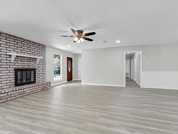 4th image of 75 W Rolling Hills Dr