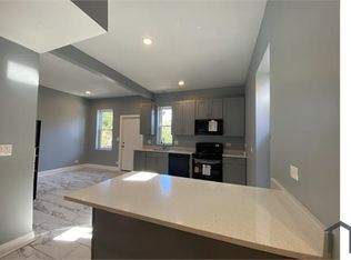 5715 S May St #1, Chicago, IL 60621