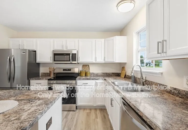 18 E Caven St — Photo 6