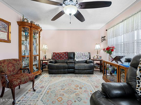 4th image of 116 Macedonia Church Rd