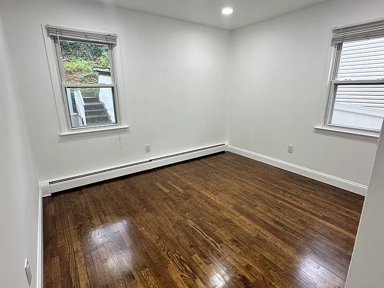188 Midland Ave #1A — Photo 17