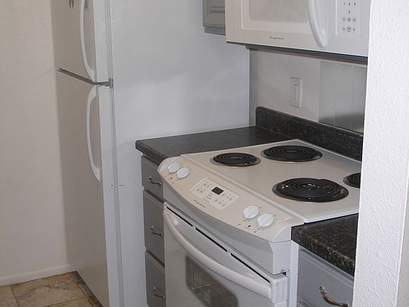 3rd image of 1224 E Evergreen St APT 141