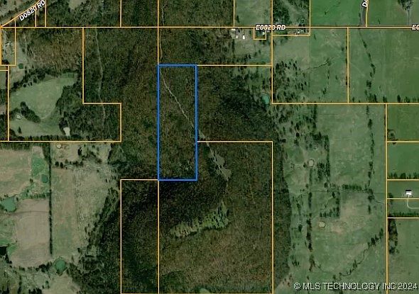 2nd image of E 820th Rd