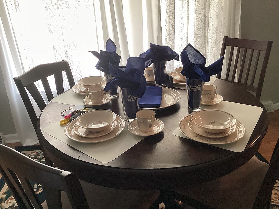 Dining area. Open floor plan