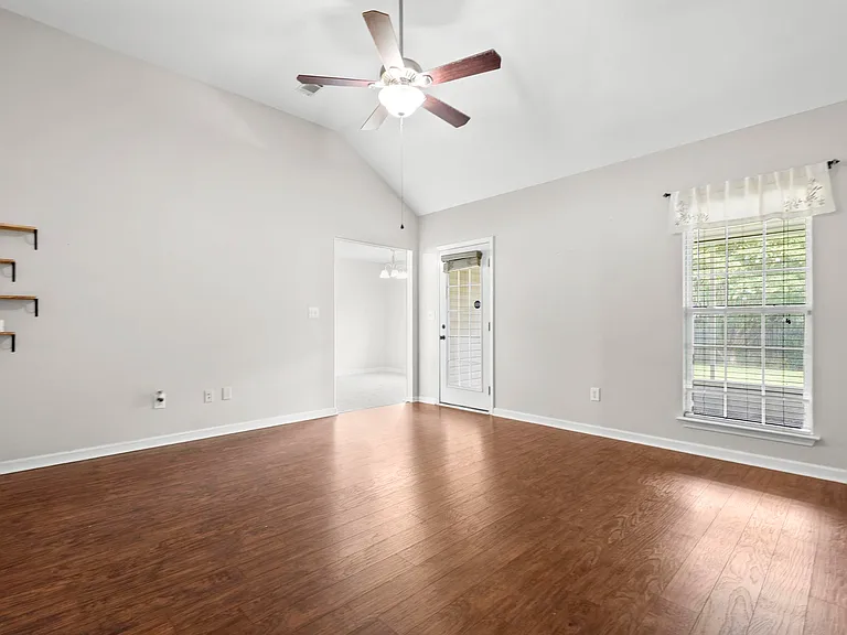 324 Tyson Glen Dr — Photo 10