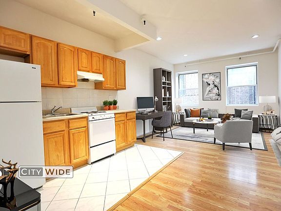 2nd image of 463 Lexington Ave APT 4B