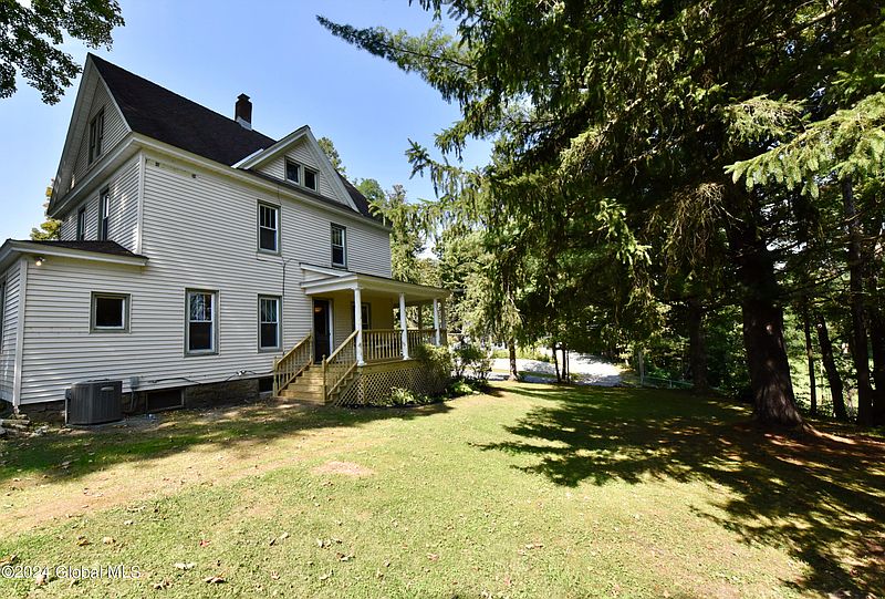 3rd image of 2 Mill Street