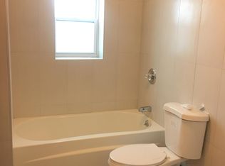 1942 Tomlinson Ave, Bronx, NY 10461