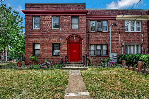515 Franklin St NE Photo 1 515 Franklin St NE Photo 1