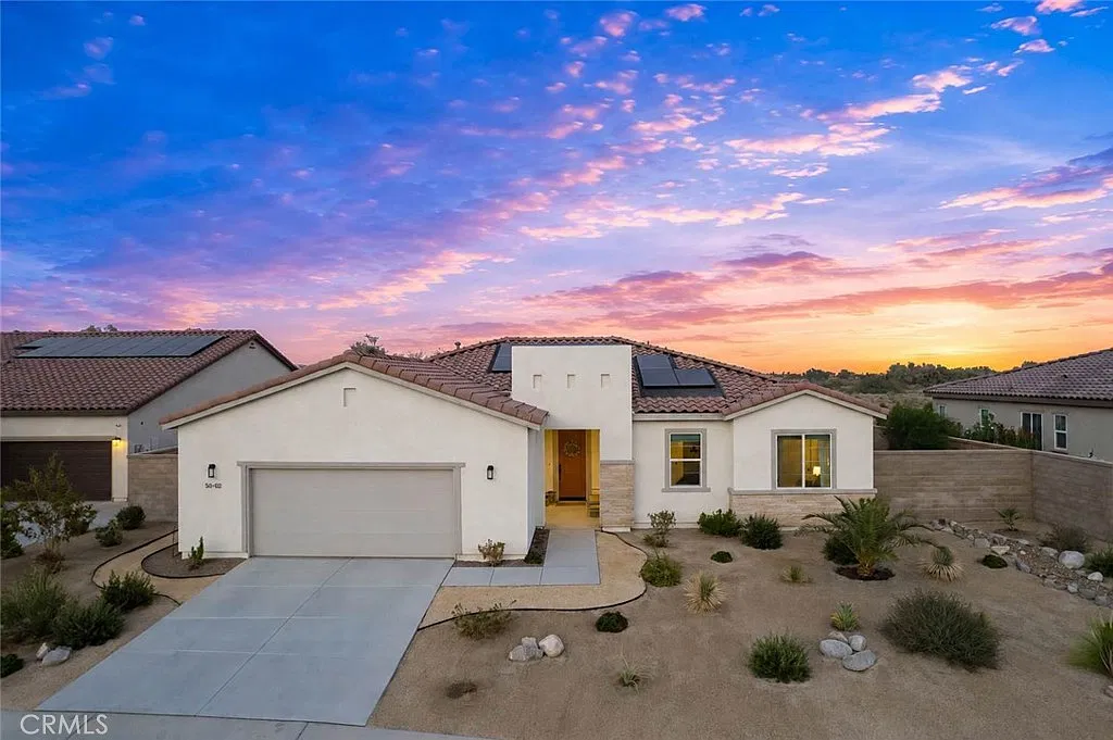 3 bed, 2.5 bath, 2179 sqft, $3,999 — Photo 2