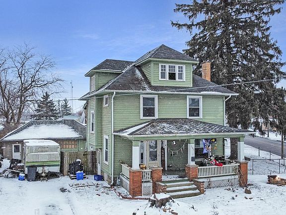 2nd image of 297 Thew Ave