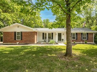 5927 Lafayette Dr, Weldon Spring, MO 63304