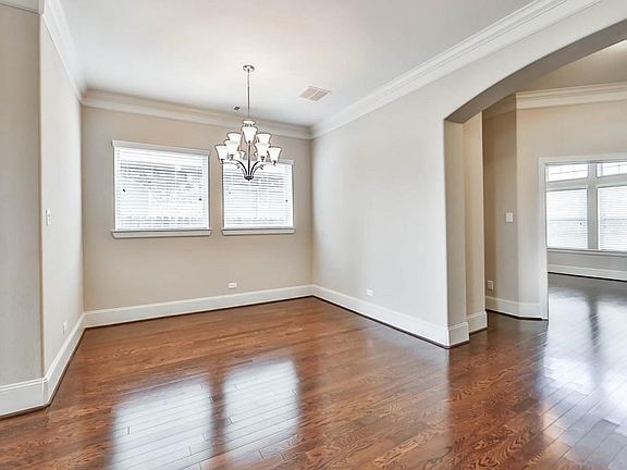 4th image of 10319 Hatcher Dr