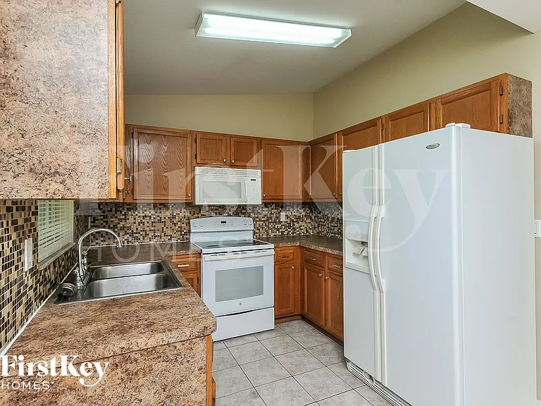 449 Red Hawk Loop — Photo 6