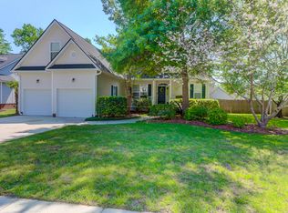 210 Hanahan Plantation Cir, Hanahan, SC 29410