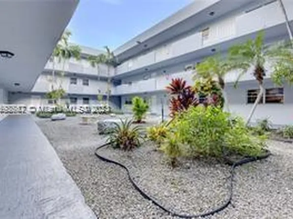 6195 W 18th Ave APT G211, Hialeah, FL 33012