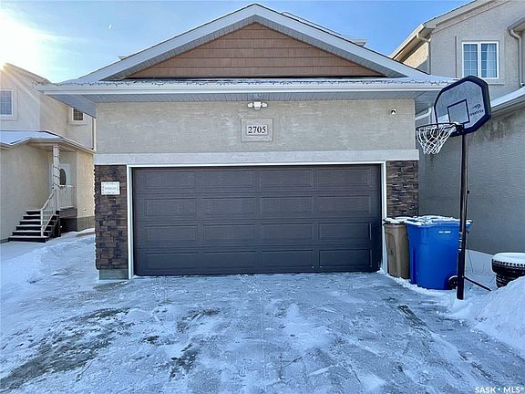 2nd image of 2705 Makowsky Cres