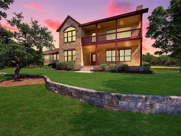 995 Cielo Springs Dr, Blanco, TX 78606