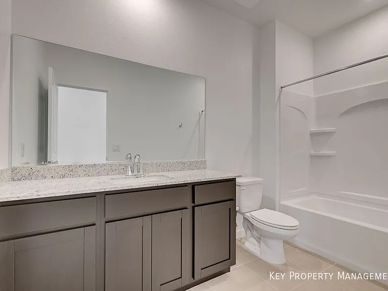 239 Freeport View Pl — Photo 13