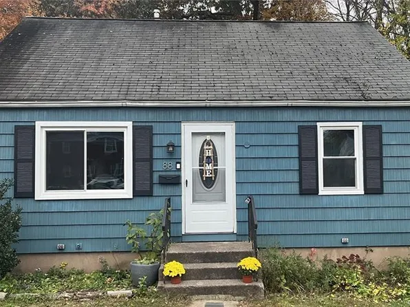 88 Middle Turnpike West, Manchester, CT 06040