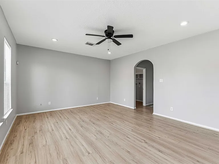 3310 Bremerton Falls Dr — Photo 12
