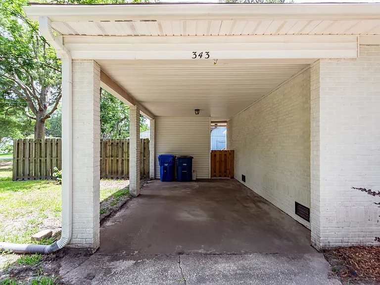 343 Cessna Ave — Photo 102