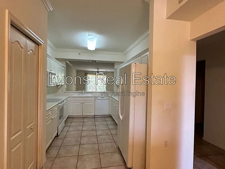 8341 Whiskey Preserve Cir #522 — Photo 21