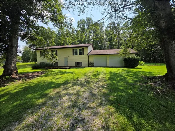 468 Alliston Dr, Charleston, WV 25311