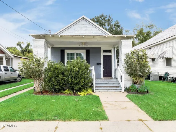 830 W Main St, New Iberia, LA 70560