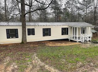 281 Hummingbird Ln SE, Calhoun, GA 30701