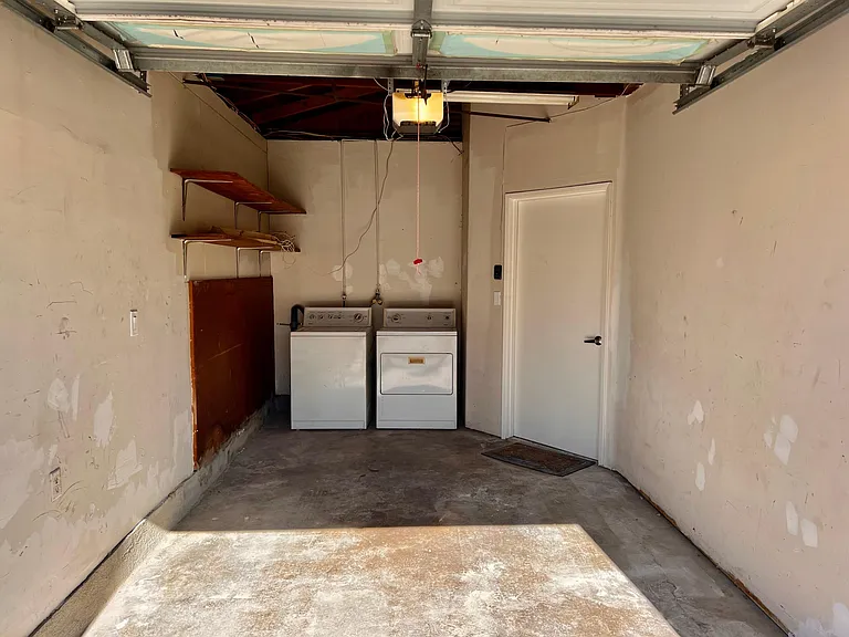 5003 Williams Ave — Photo 13