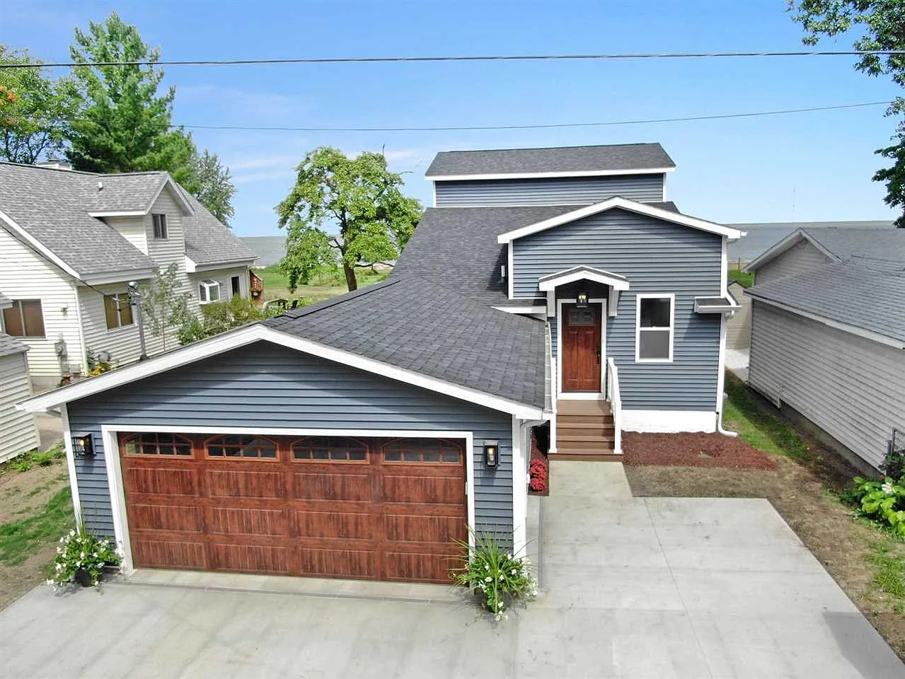 31 Bay Shore Dr photo 1
