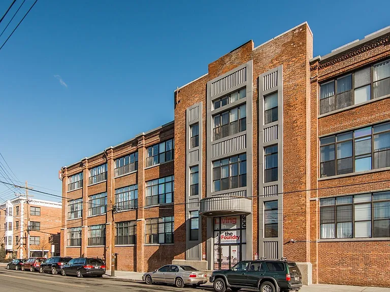 300 Communipaw Ave #106 — Photo 17