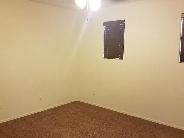 2099 S Martingale Rd — Photo 43