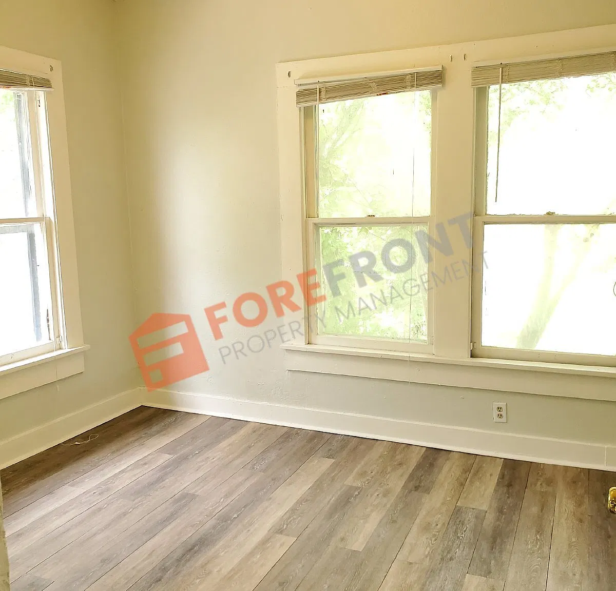 1822 North Olive St — Photo 3