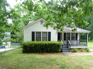 431 Dewey St, Kernersville, NC 27284