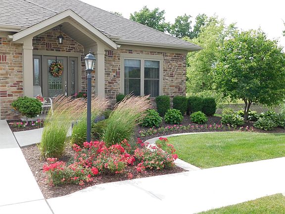 4th image of 3611 Bridgewater Dr