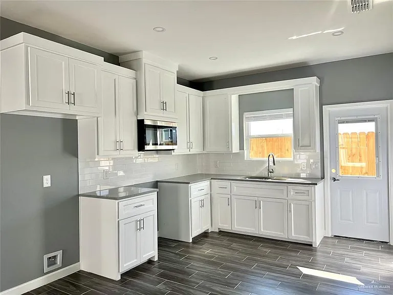 100 Lauryn Dr #3 — Photo 19