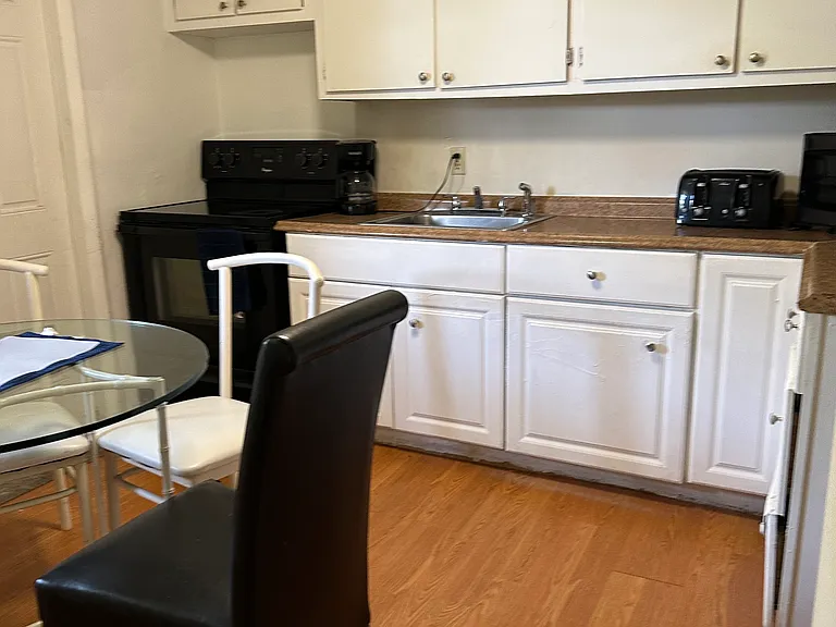 131 SE 5th St #1 — Photo 15