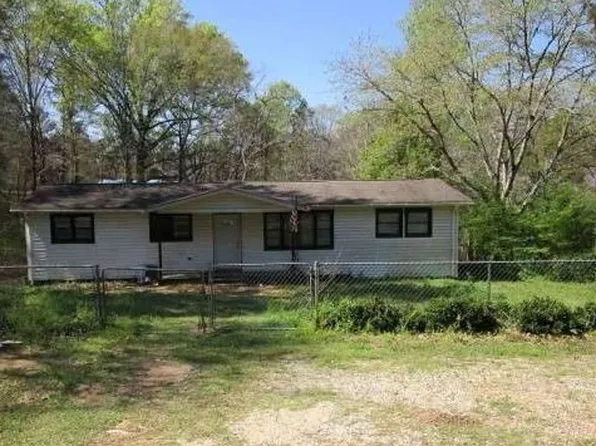 50 Pine Ridge Trl, Phenix City, AL 36869