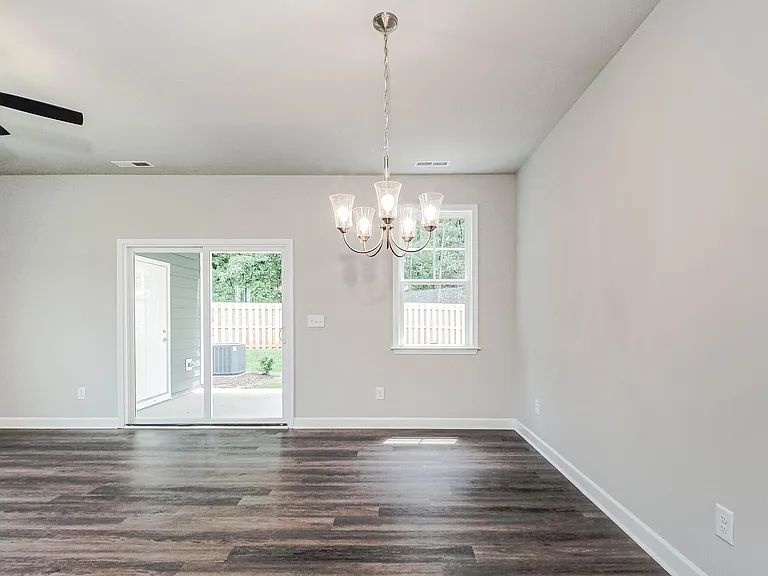 312 Conrad Ln — Photo 10