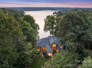 133 Old Timber Ln, Mooresville, NC 28117