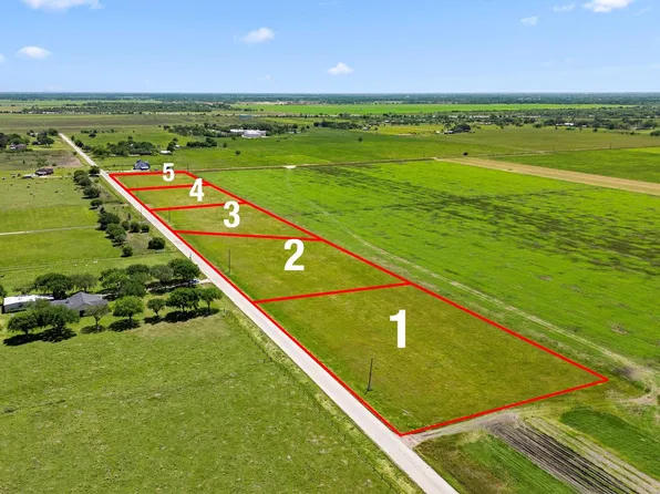 5 County Road 207, East Bernard, TX 77435